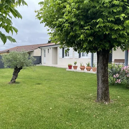 Διαμέρισμα Cocooning De La Gare Saint-André-de-Cubzac